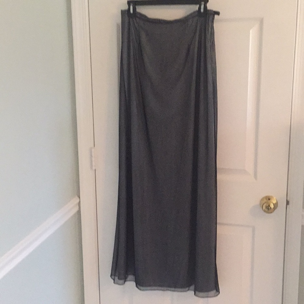 3 for $15 sale! Soft silky gray/black long shirt